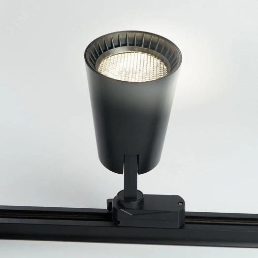 Светильник светодиодный трековый на шинопровод ДПО-20w 4000К 1800Лм черный