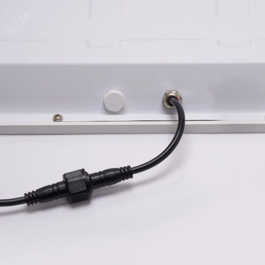 Светильник светодиодный ДВО-40w 595х595х32 6500К 4200Лм матовый с равномерной засветкой IP54