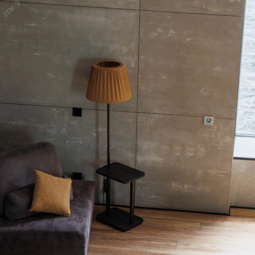 Светильник напольный НТБ 11-60-102 Ларсен-2 со стол дуб Честерфилд Ларсен Янтарь