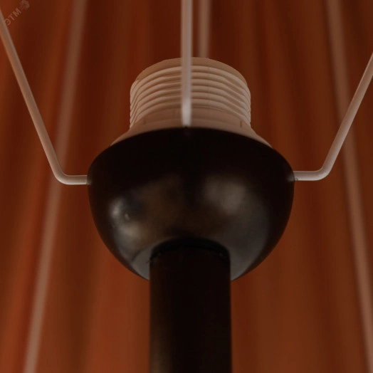 Светильник напольный НТБ 11-60-102 Ларсен-2 со стол дуб Честерфилд Ларсен Янтарь