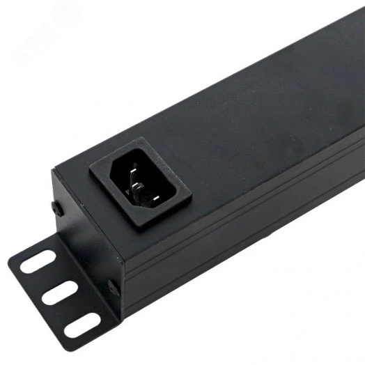 Блок розеток PDU TERACOM PRO 19' 1U 10А/250В 7 роз. Schuko с выключателем без шнура питания вх. разъем C14 корпус алюминий черный
