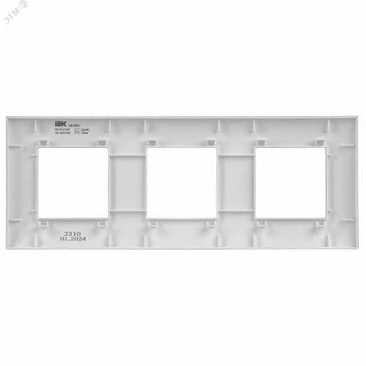 SKANDY Рамка 3-местная SK-F03W арктический белый IEK