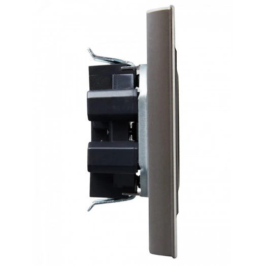 BRITE Розетка 2-местная без заземления с защитными шторками 10А в сборе РСш12-2-БрС сталь IEK