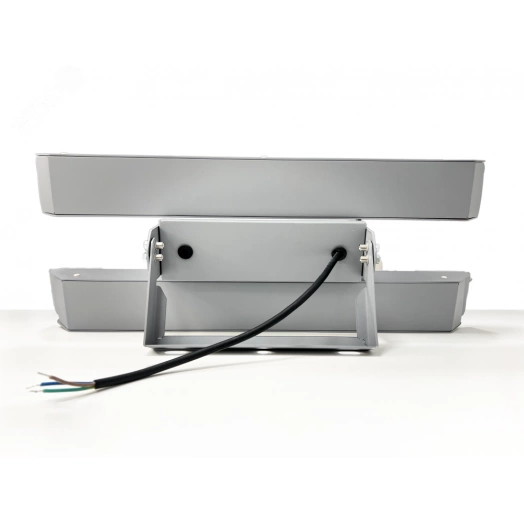 Светильник светодиодный промышленный LIF 200 Вт 5000 K IP65 60 градусов