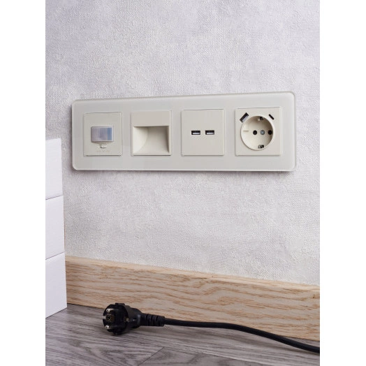 BRITE Рамка 4 поста РУ-4-2-Бр стекло песчаный RE IEK