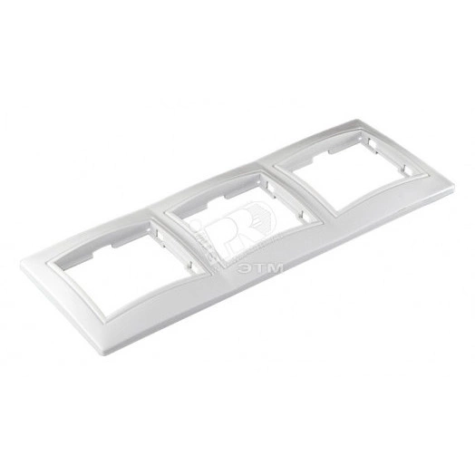 Рамка 3 поста Севиль горизонтальная белая