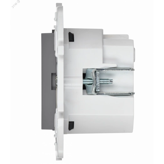 SKANDY Розетка с заземлением с защитными шторками 16А с USB C 18Вт SK-R17Gr серый IEK