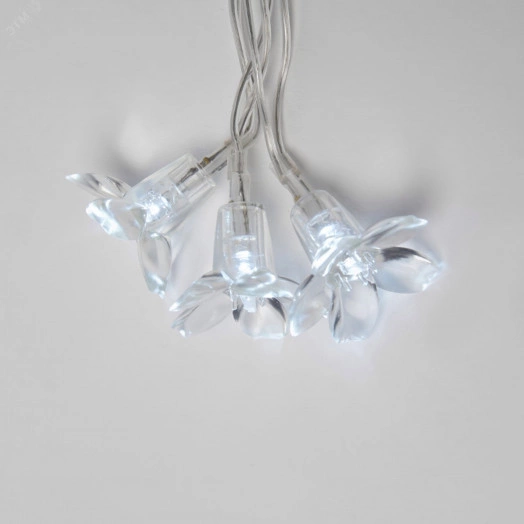 Гирлянда светодиодная с контроллером Сакура белая 50 светодиодов 7 м белая,IP20,провод прозрачный ULD-S0700-050/DTA WHITE IP20 WHITE SAKURA