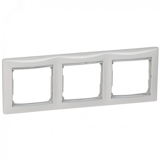 VALENA Рамка 3 поста горизонтальный монтаж белая/серебро