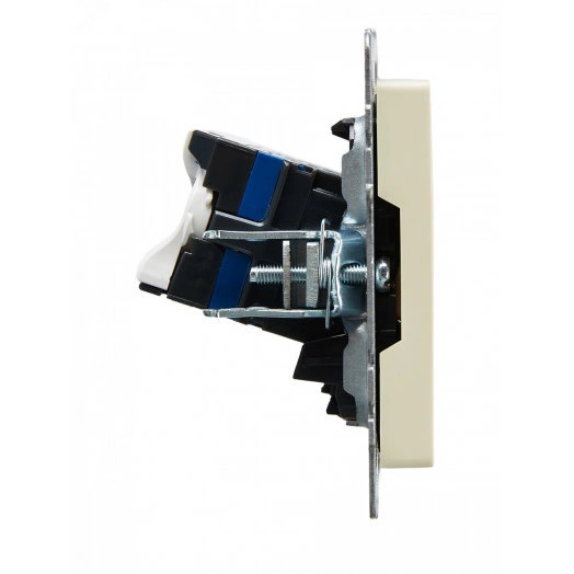 BRITE Розетка компьютерная двойная RJ45 кат.6 РК11-2-БрКр бежевый IEK