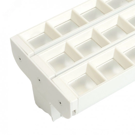 Светильник светодиодный трековый на шинопровод ДПО-3х30w 4000К 9990Лм поворотный белый