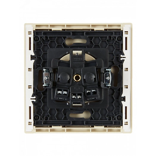 FORTE&PIANO Розетка 1-местная с заземлением без защитных шторок винтовое крепление 16А FP416 ваниль IEK