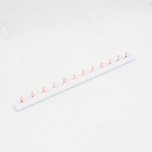 Соединительная шина BBS-MD100 типа PIN, 1 полюс, 56 присоединений, для  модульной аппаратуры