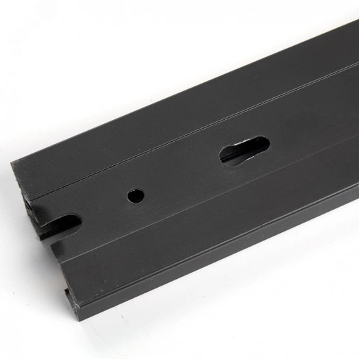 Шинопровод для трековых светильников 2м черный квадратный (в наборе токовод заглушка крепление)