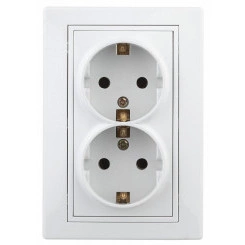 Розетка 2X2P+E Schuko, 16А-250В, СУ, б.л., Plano, белый, 1Э-205-01 Розетка 2X2P+E Schuko, 16А-250В, СУ, б.л., Plano, белый, 1Э-205-01