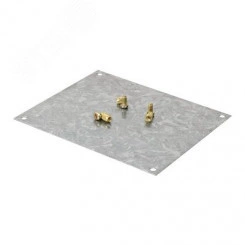 Пластина монтажная из оцинкованной стали 133х109мм для коробок 154х129мм Пластина монтажная из оцинкованной стали 133х109мм для коробок 154х129мм