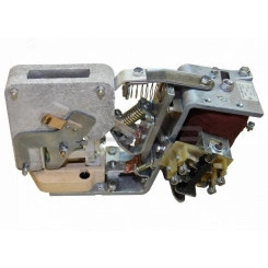 КПВ-605 У3 Uкат 220В, без плиты, переднее.пр., 2з2р, продолж. режим Контактор .01 КПВ-605 У3 Uкат 220В, без плиты, переднее.пр., 2з2р, продолж. режим Контактор .01