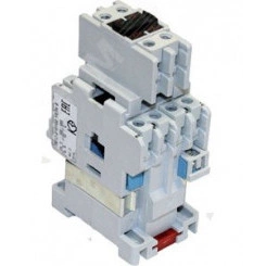 Контактор э/м ПМ12-010150 УХЛ4 В, 110В, (2з+1р) Контактор э/м ПМ12-010150 УХЛ4 В, 110В, (2з+1р)