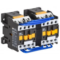 Контактор КМИ-11230 реверс 12А 400В/АС3 2НО IEK KKM13-012-400-20-1 Контактор КМИ-11230 реверс 12А 400В/АС3 2НО IEK KKM13-012-400-20-1