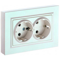 Розетка 2-м СП BRITE РСш12-3-БрЖ 16А в сборе с заземл. защ. шторки жемчуж. IEK BR-R24-16-K36-F Розетка 2-м СП BRITE РСш12-3-БрЖ 16А в сборе с заземл. защ. шторки жемчуж. IEK BR-R24-16-K36-F