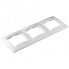 Рамка 3-м СП Севиль горизонт. бел. UNIVersal С0045 Рамка 3-м СП Севиль горизонт. бел. UNIVersal С0045