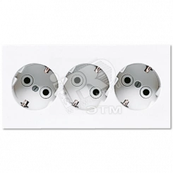 Розетка тройная 16А 250V белая Розетка тройная 16А 250V белая