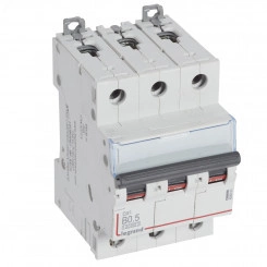 Выключатель автоматический трехполюсный 0.5А B DX3 10kА/16kА Выключатель автоматический трехполюсный 0.5А B DX3 10kА/16kА