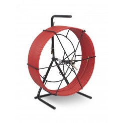 Устройство для протяжки кабеля в стояках и трубах межэтажных конструкций мини УЗК в металлической кассете с держателем тип №3, 130м (диаметр стеклопрутка 6 мм) Устройство для протяжки кабеля в стояках и трубах межэтажных конструкций мини УЗК в металлической кассете с держателем тип №3, 130м (диаметр стеклопрутка 6 мм)