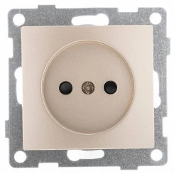 Bravo Розетка одинарная, без бокового заземляющего контакта, с защитой от проникновения, скрытая установка, 16А, 250В. шампань Bravo Розетка одинарная, без бокового заземляющего контакта, с защитой от проникновения, скрытая установка, 16А, 250В. шампань