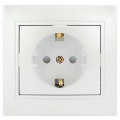 Розетка Intro Plano 1-206-06 с заземлением 2P+ Розетка Intro Plano 1-206-06 с заземлением 2P+