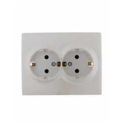 KARINA Розетка двойная с/з ПБТ жемчужно-белый перламутр (10шт/120шт) KARINA Розетка двойная с/з ПБТ жемчужно-белый перламутр (10шт/120шт)