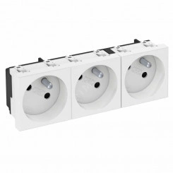 Розетка тройная 33° франц. стандарт, 250 В, 16A (зеленый)