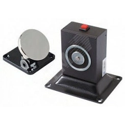 Фиксактор дверей электромагнитный, 12 VDC / 100мА или 24VDC / 50мА, усилие 70 кг, размеры: 120х95х120 мм