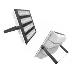 Светильник ДО-220w IP67 31339Лм 5000К 10° Светильник ДО-220w IP67 31339Лм 5000К 10°