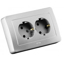 Розетка двойная скрытая с заземлением со шторками серебро Розетка двойная скрытая с заземлением со шторками серебро
