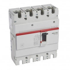 Выключатель автоматический DRX250 термомагнитный 160A 4П 18кА