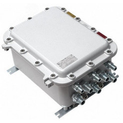 Коммутатор управляемый 4 порта с PoE 10/100Base-Tx, 4.8 Гб/с PSW-1G4F-Ex