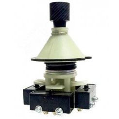 ПК12-21Д802-54 УХЛ3, 380В/50Гц, 10А, с защитой от попадания стружки, рукоятка - 8 полюсов с пятью фиксирующими положениями, IP54, переключатель крестовой (ЭТ) ПК12-21Д802-54 УХЛ3, 380В/50Гц, 10А, с защитой от попадания стружки, рукоятка - 8 полюсов с пятью фиксирующими положениями, IP54, переключатель крестовой (ЭТ)