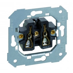 Розетка 2P, 16А 250В, винтовой зажим, S82,82N, 88, механизм Розетка 2P, 16А 250В, винтовой зажим, S82,82N, 88, механизм