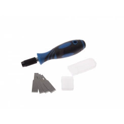 Нож скребковый с набором лезвий 107-03012