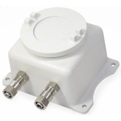 Коробка взрывозащищенная Спектрон-ККВ-EXD-А-С 173x173x155. Имеет круглую крышку со смотровым окном.