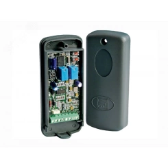 Радиоприемник RE432RC. 2-х канальный в корпусе для брелоков с динамическим кодом 433.92 МГц Радиоприемник RE432RC. 2-х канальный в корпусе для брелоков с динамическим кодом 433.92 МГц