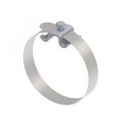 Скоба с хомутом D-300 мм, для крепления (методом натяжения) круглого проводнинка на водосток. Материал - нержавеющая сталь. Скоба с хомутом D-300 мм, для крепления (методом натяжения) круглого проводнинка на водосток. Материал - нержавеющая сталь.