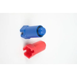 Заглушка длинная 1/2 пластиковая красная Заглушка длинная 1/2 пластиковая красная