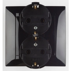 Розетка двойная 2Р+Е Schuko 16А 250В винтовой зажим черный глянец Розетка двойная 2Р+Е Schuko 16А 250В винтовой зажим черный глянец