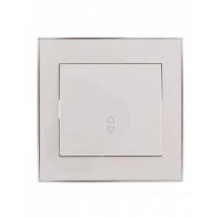 RAIN Выключатель проходной белый с боковой        вставкой хром