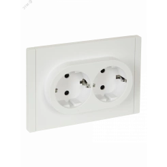 FORTE&PIANO Розетка 2-местная с заземлением с защитными шторками безвинтовое крепление 16А FP223 белый IEK