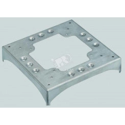 Connect Цоколь для соед. напольного кабель-каналала с 1 вырезом 85x18мм и 3 перфорациями 130х18мм алюминий Connect Цоколь для соед. напольного кабель-каналала с 1 вырезом 85x18мм и 3 перфорациями 130х18мм алюминий