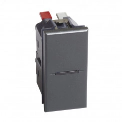 Axolute. Переключатель аксиальный одноклавишный 10А 250В. Автоматические клеммы. 1 модуль. Цвет Антрацит Axolute. Переключатель аксиальный одноклавишный 10А 250В. Автоматические клеммы. 1 модуль. Цвет Антрацит