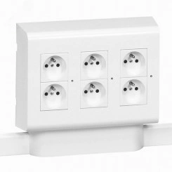 Mosaic Рамка 3х4 модуля для установки на DLPlus компакт